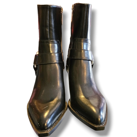 Zara ankle boots. Size 7. Inside Zipper. Buckle Detail. - Picture 10 of 10